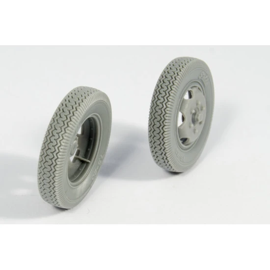 Panzer Art Re35-365 1/35 Mercedes 1500 Late 6 Holes Road Wheels Commercial Pattern