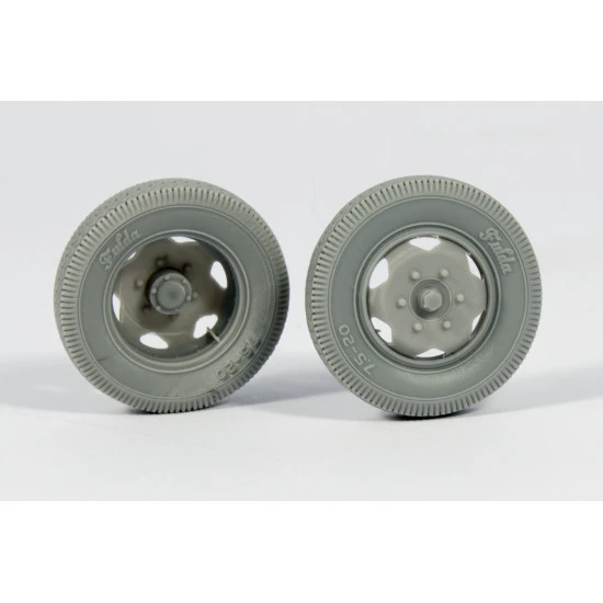 Panzer Art Re35-365 1/35 Mercedes 1500 Late 6 Holes Road Wheels Commercial Pattern