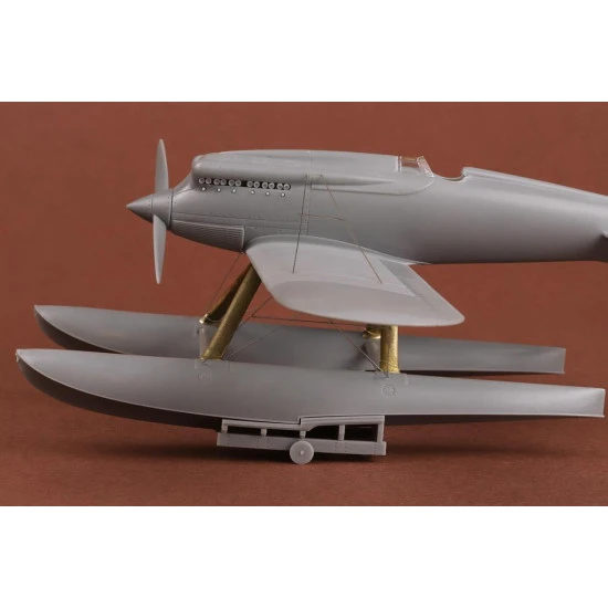 Sbs 48084 1/48 Macchi M 39 Beaching Gear Set For Sbs Model Kit