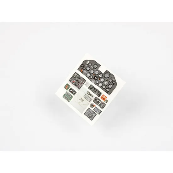 Red Fox Qs-24006 1/24 3d Instrument Panel For P-47d Thunderbolt For Kinetic