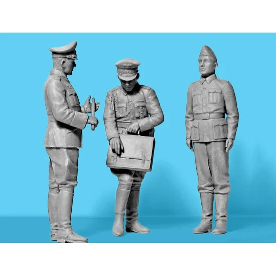 Icm 24024 1/24 Type G4 With Mg 34 And German Staff Personnel Plastic Model Kit