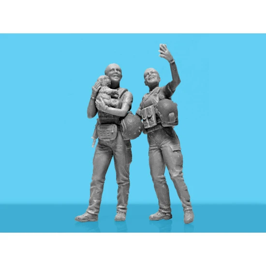 Icm 35755 1/35 War Has No Gender Servicewomen Of The Armed Forces Of Ukraine