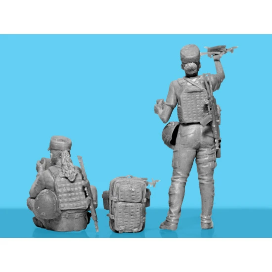 Icm 35755 1/35 War Has No Gender Servicewomen Of The Armed Forces Of Ukraine