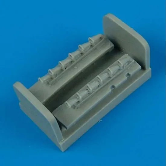 Quickboost Qb72214 1/72 Hawker Typhoon Exhausts For Hobbyboss Accessories Kit