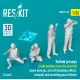 Reskit Rsf32-0025 1/32 Yellow Jersey Right Position From The Aircraft Plane Director Aircraft Handling Officer Catapult And Arresting Gear Officers 4 Pcs 3d Printed