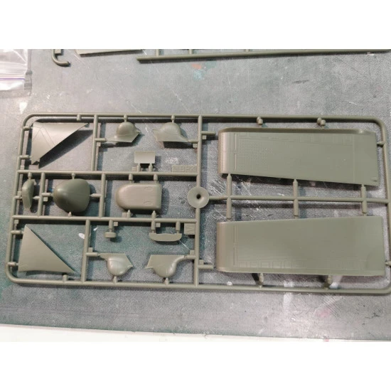 Bpk 7225 1/72 Boeing E-7a Wedgetail Scale Model Kit