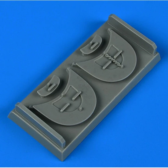 Quickboost 32302 1/32 P-40 Warhawk Fod Covers For Hasegawa Accessories