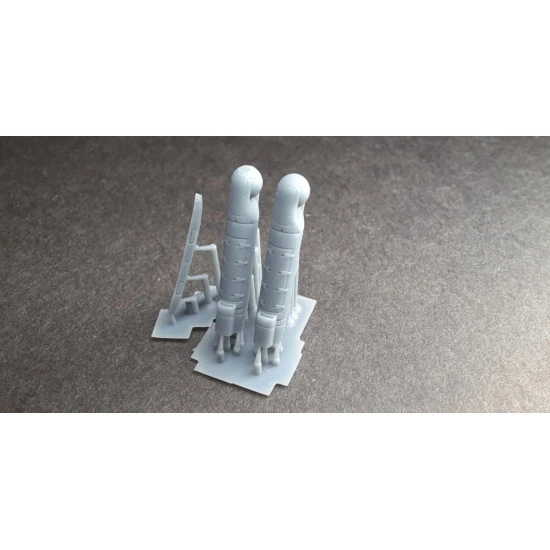 Rise144 Models Rm042 1/144 An/Aaq 28 2x 2 Versions, Flight Mode, Parking Revell
