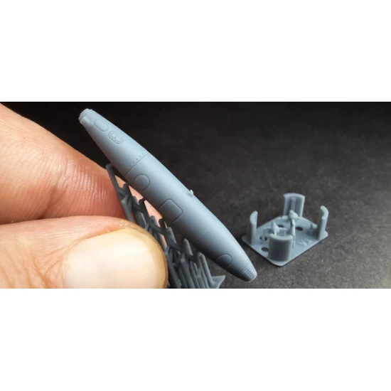 Rise144 Models Rm044 1/144 Refueling Pod D-704 Late Version Buddy For Revell