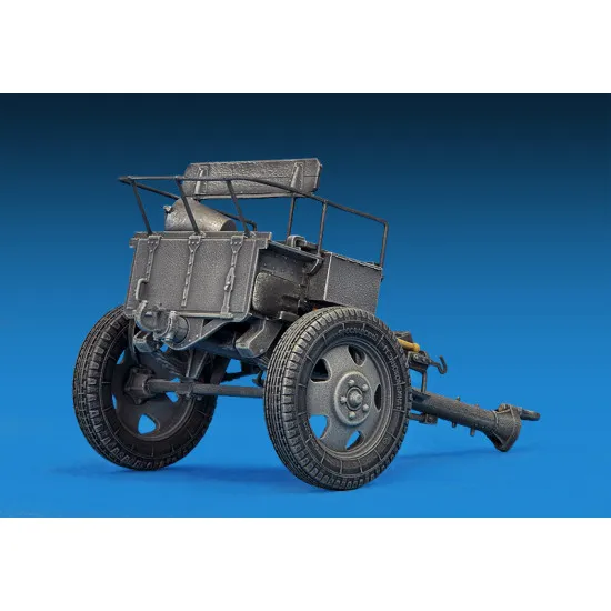 Soviet limber 52-R-353M Mod.1942 1/35 Miniart 35115