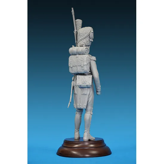 Imperial guard French grenadier. Napoleonic Wars. 1/16 model kit MiniArt 16017