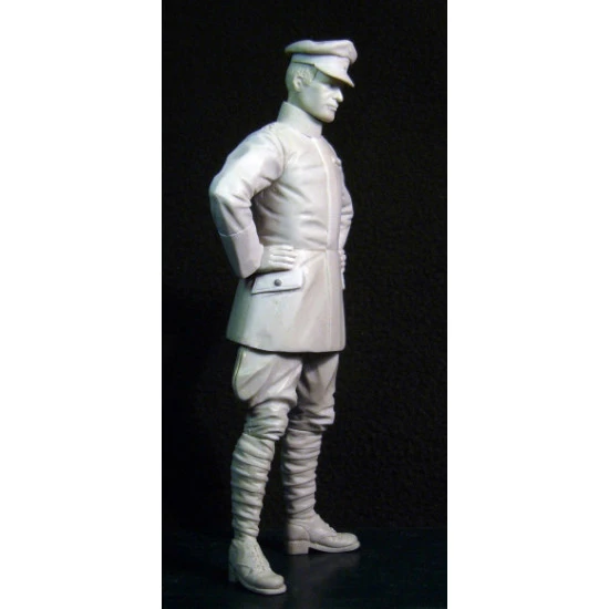 HERMANN GOERING WWI FLYING ACE PLASTIC MODEL KIT SCALE 1/16 MINIART 16034 HERMANN GOERING WWI FLYING ACE PLASTIC MODEL KIT SCALE 1/16 MINIART 16034