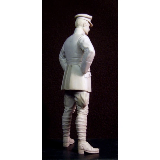 HERMANN GOERING WWI FLYING ACE PLASTIC MODEL KIT SCALE 1/16 MINIART 16034 HERMANN GOERING WWI FLYING ACE PLASTIC MODEL KIT SCALE 1/16 MINIART 16034
