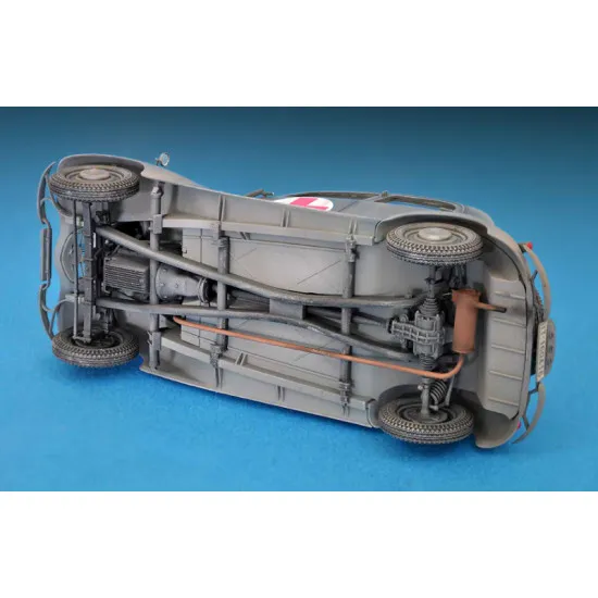 Type 170V Personenwagen 1/35 Miniart 35095