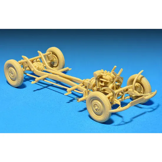 Type 170V Personenwagen 1/35 Miniart 35095