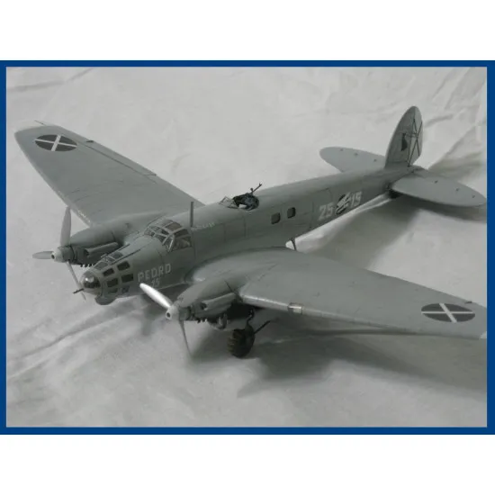 Roden 005 1/72 Heinkel He-111b German Bomber Airplane 1937 Wwii Model Kit