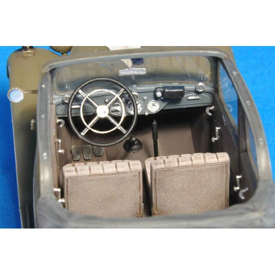 Typ 170V. Cabrio Saloon 1/35 Miniart 35103