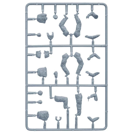 British tank crew, (winter uniform) 1/35 Miniart 35121