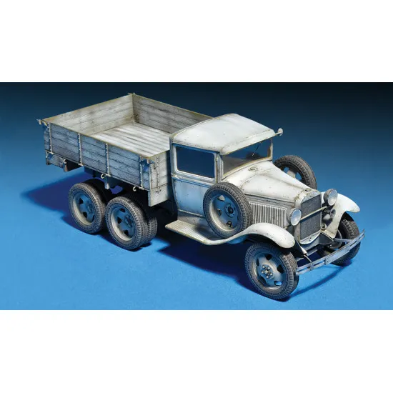 GAZ-AAA Mod. 1940 Cargo truck 1/35 Miniart 35136