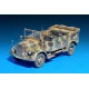 Kfz.70 (MB 1500A) German 4x4 car with crew 1/35 Miniart 35139