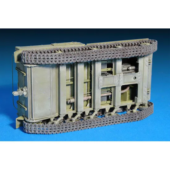 Soviet artillery tractor Ya-12, late production 1/35 Miniart 35140