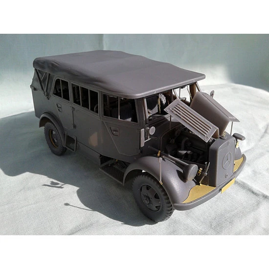 L1500A (Kfz.70) German personnel car 1/35 Miniart 35147