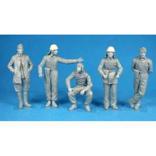 Hungarian tank crew 1/35 Miniart 35157 Hungarian tank crew 1/35 Miniart 35157