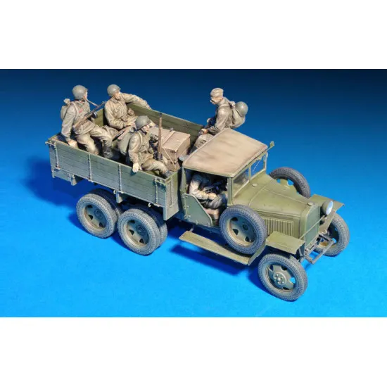 GAZ-AAA Mod. 1941 Cargo truck 1/35 Miniart 35173
