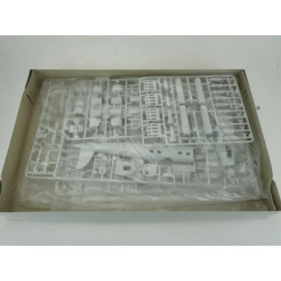 Roden 027 1/72 He-111e German Bomber Wwi Plastic Model Kit