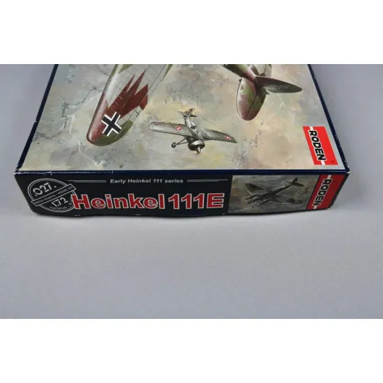 Roden 027 1/72 He-111e German Bomber Wwi Plastic Model Kit