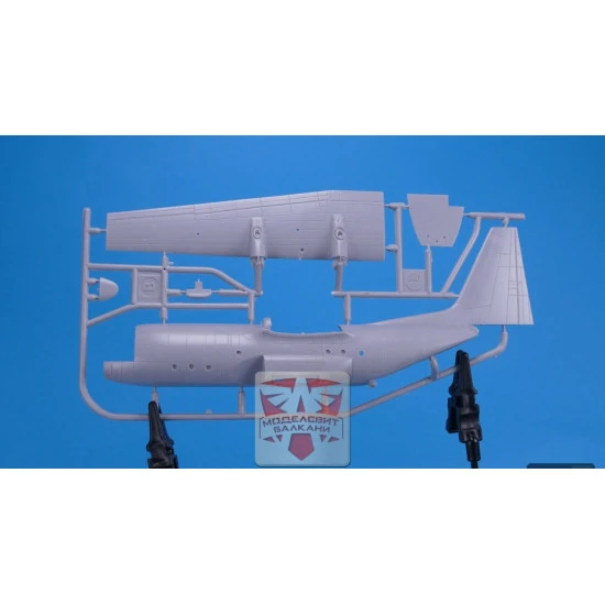 Sova Model 14004 1/144 C 130 Snopy Plastic Model Kit