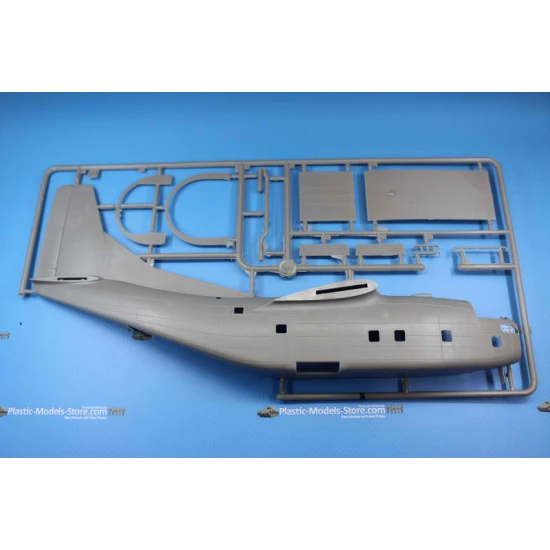 Plastic Model Aircraft Building Kit Fairchild C-123B Provider 1/72 Roden 056