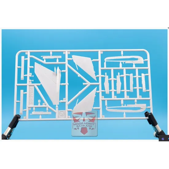 Model Svit 72059 1/72 Su 22m4 Fitter K Soviet Fighter Bomber Plastic Model Kit