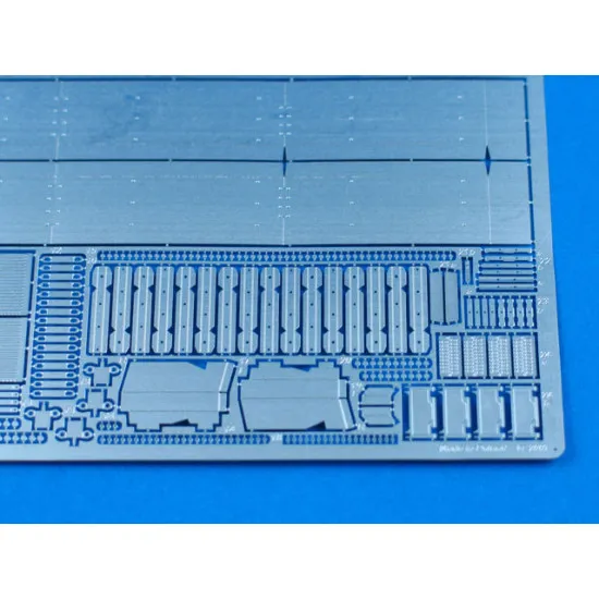 French Battle Tank B1 bis - with wide fenders 1/35 Aber 35-214
