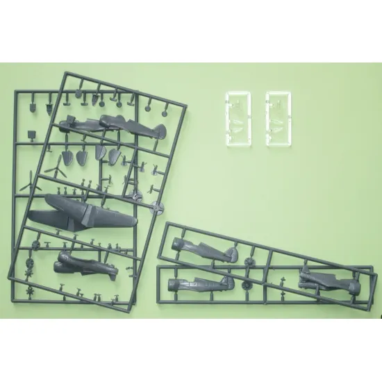 Mark I Mkm144103 1/144 Mohawk Iv/Curtiss H-75a-7 Overseas Service 2in1