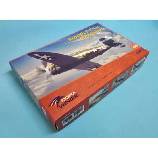 Dora Wings 48055 1/48 Republic P-47c-2 Thunderbolt Plastic Model Kit