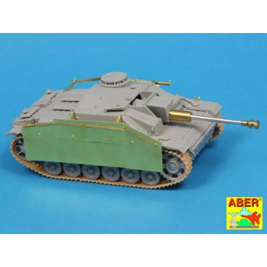 Side skirts for Sturmgeschutz III (Early model) 1/72 Aber 72-A11