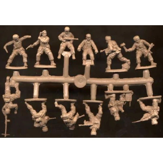 WWII German paratroopers 1/72 Orion 72018