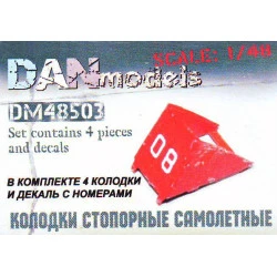 Aircraft chocks 1, 4 pcs + decal 1/48 Dan Models 48503