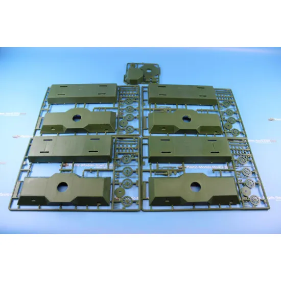 Armored train No1 Krasnoyarec or No2 Yenisei of the 29th division 1/72 UMmT 647
