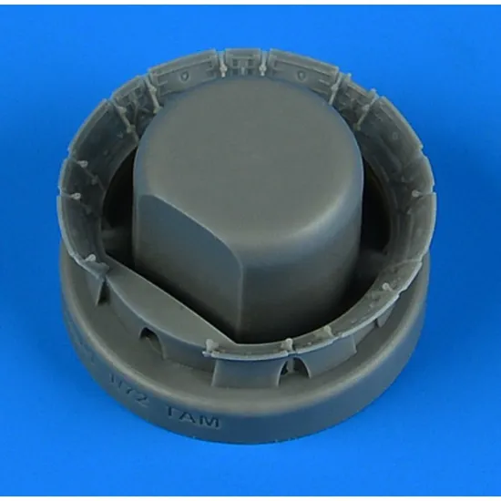 Quickboost 72694 1/72 F4u-1 Opened Engine Flaps For Tamiya