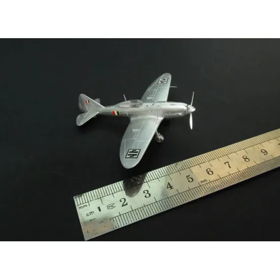 Metallic Details Mdr14443 1/144 Reggiane Re.2005 Aircraft Kit