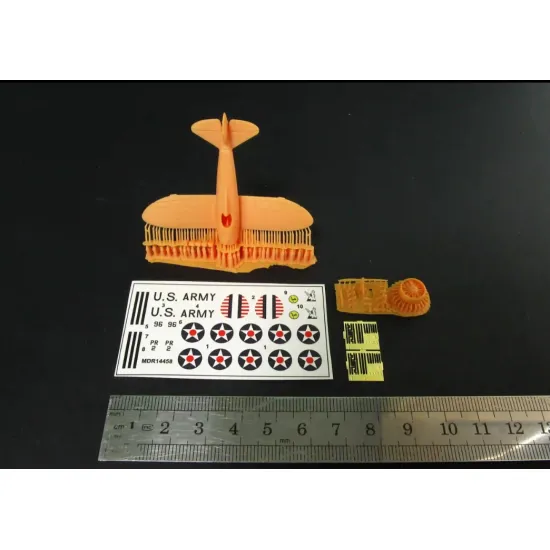 Metallic Details Mdr14458 1/144 Boeing P-26 Peashooter Aircraft Kit