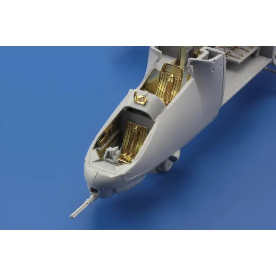 Photoetched set -24V Hind E interior Color, for Zvezda kit 1/72 Eduard SS368