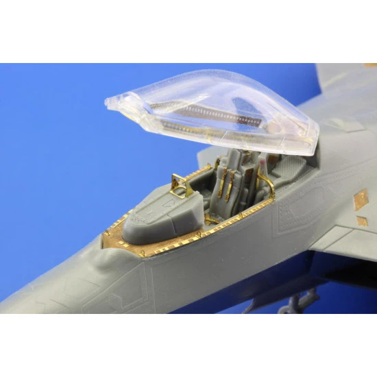 Photoetched set F-22 interior, for Fujimi 1/72 Eduard SS379