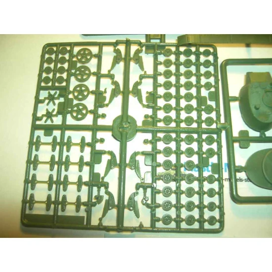 T-26-1 Soviet Light Tank M.1939 Soviet Red Army WWII 1/72 UM 218