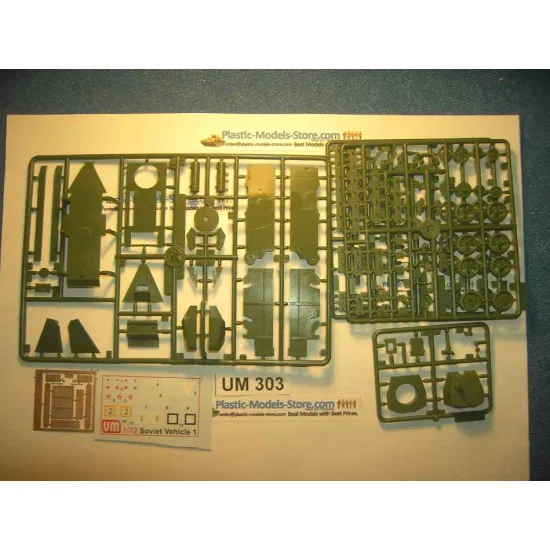 D-38 Artillery Soviet Tank BT-2 w/A-43 Turret WWII 1/72 UM 303