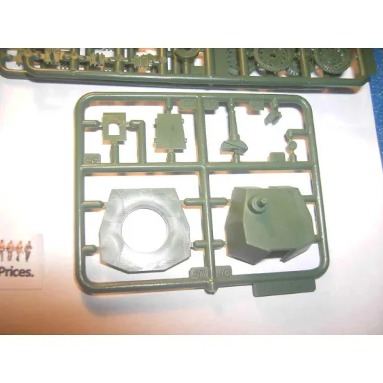 D-38 Artillery Soviet Tank BT-2 w/A-43 Turret WWII 1/72 UM 303