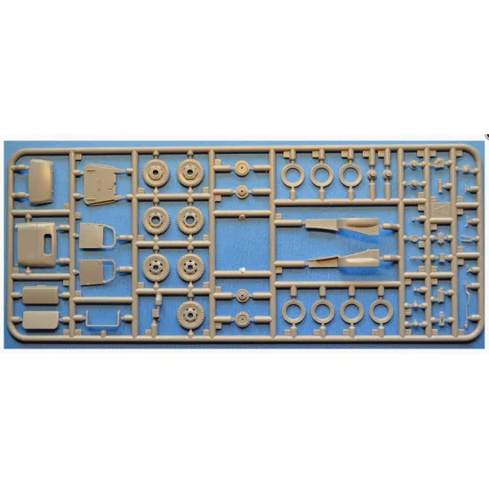 Ace 72600 1/72 Us G7106 1/5t 4/4 Cargo/Dump Truck Plastic Model Kit