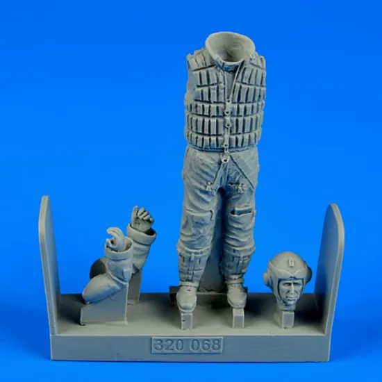 Aerobonus 320068 1/32 German Luftwaffe Pilot Wwii With Life Jacket Resin Kit